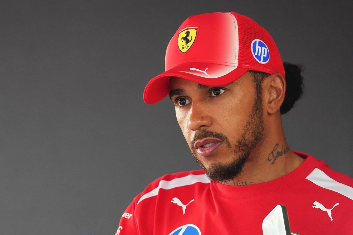 Emerson Fittipaldi Foresees Lewis Hamilton Leading Ferrari’s 2026 F1 Championship Charge