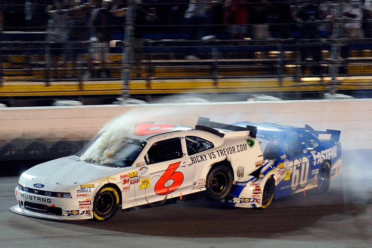 Iowa Speedway Witnessed Unprecedented Finish in 2011 U.S. Cellular 250