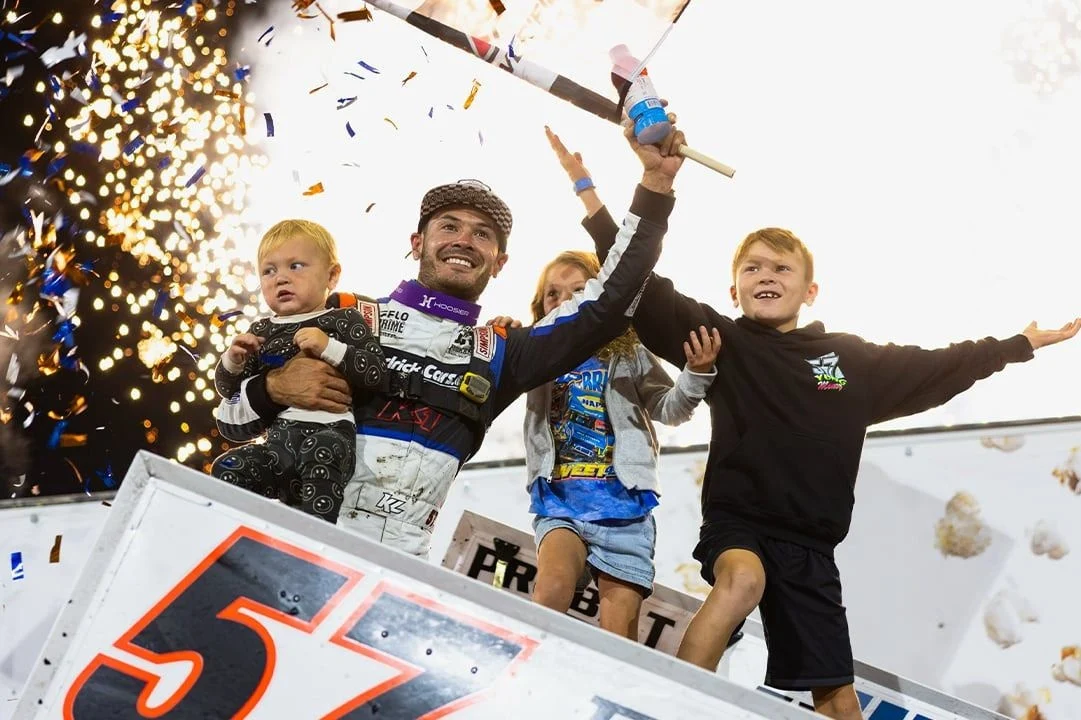 Kyle Larson Pursues Knoxville Nationals Berth Despite NASCAR Conflict, Citing Financial Incentives