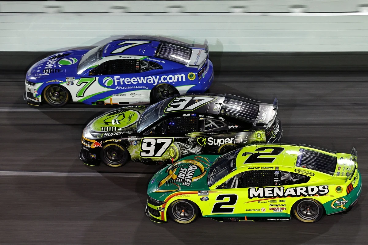 One month to make the Chase: Who&rsquo;s safe and who&rsquo;s running out of time?