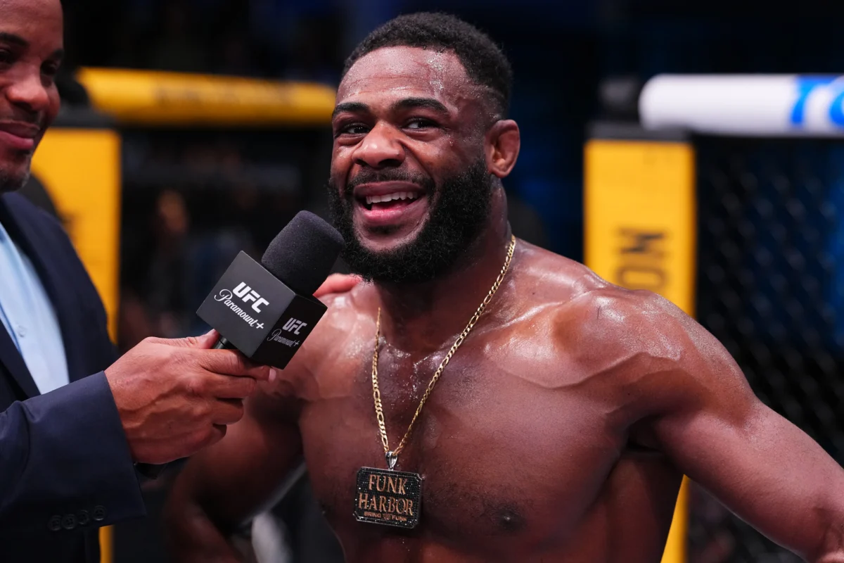 Sterling Prioritizes Full Camp, Declines Short-Notice Noche UFC Main Event Against Rising Contender Silva