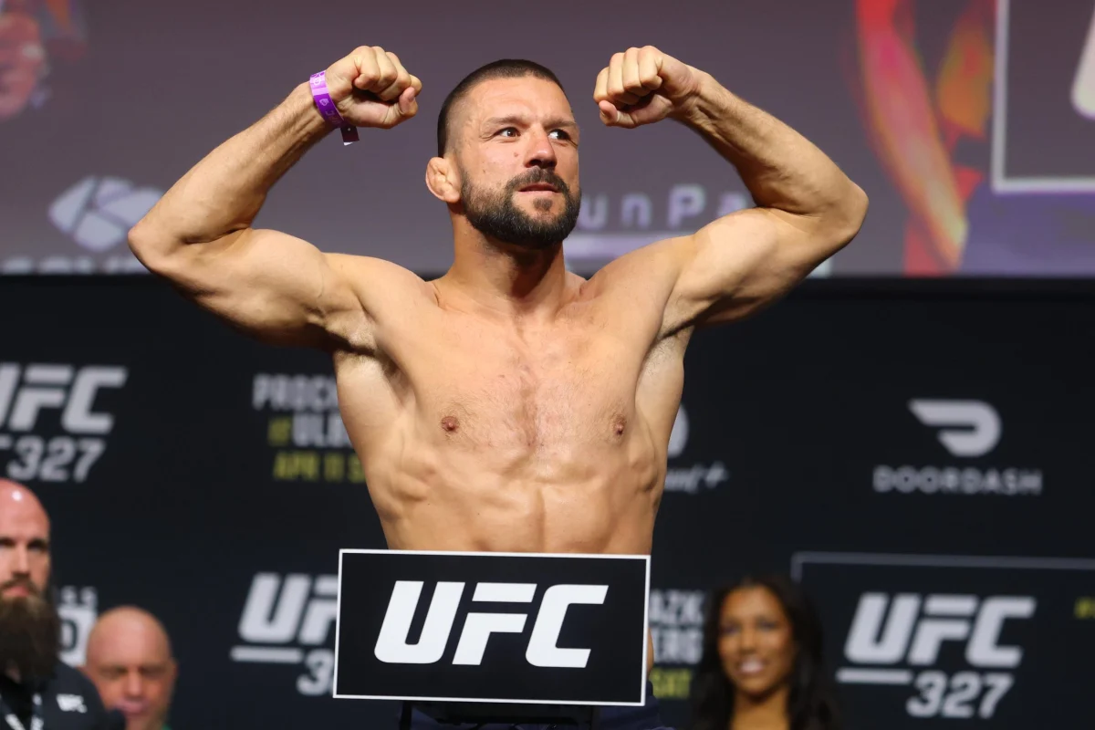 UFC Vegas 120 weigh-in video: Gamrot vs. Salkilld