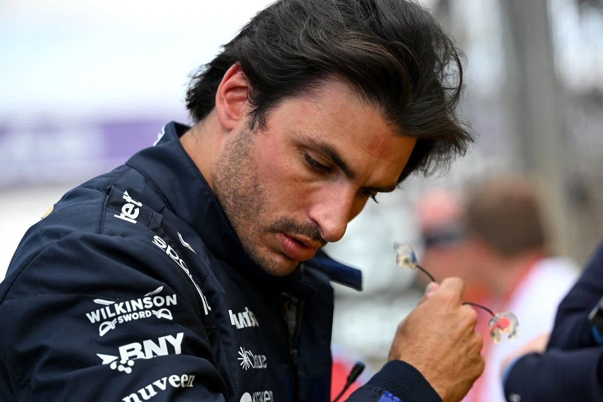 Williams Principal Vowles Cites FIA System Failure, Alonso’s Actions in Sainz-Piastri Hungarian GP Blue Flag Chaos