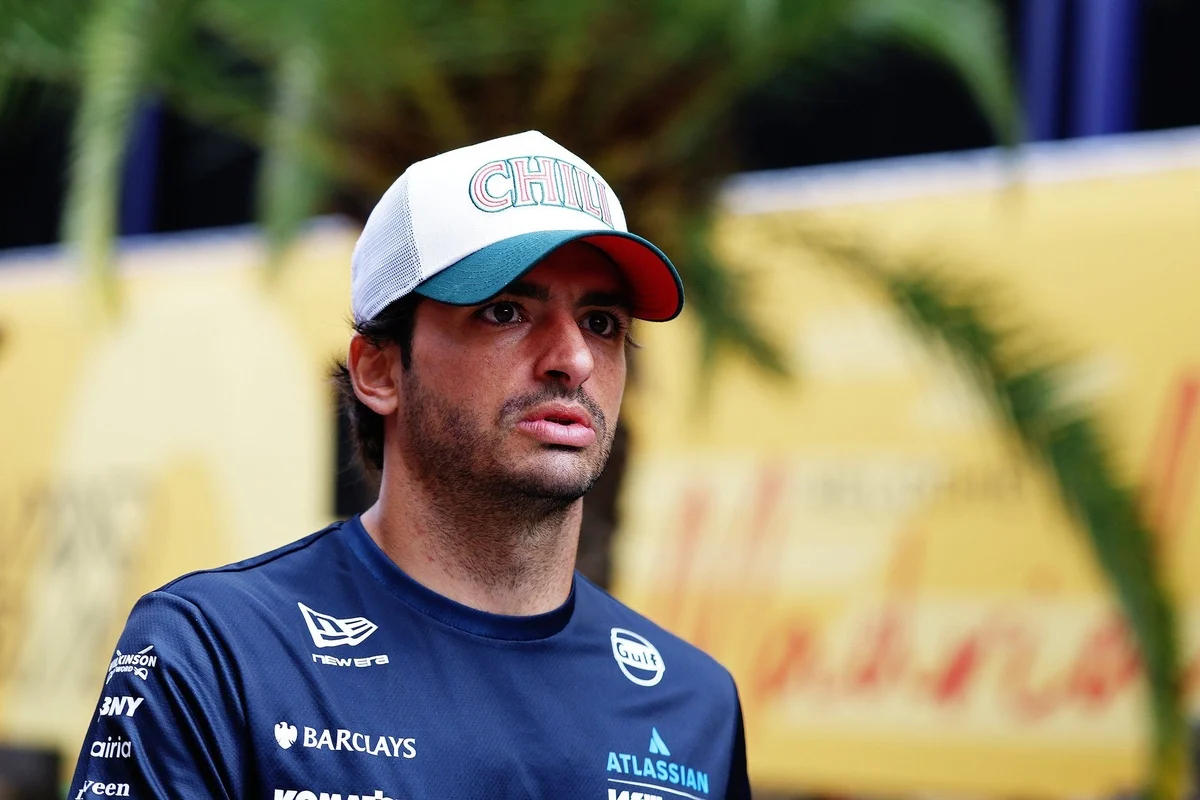 Carlos Sainz Champions Uninhibited Development for Rising Williams Talent Will Green