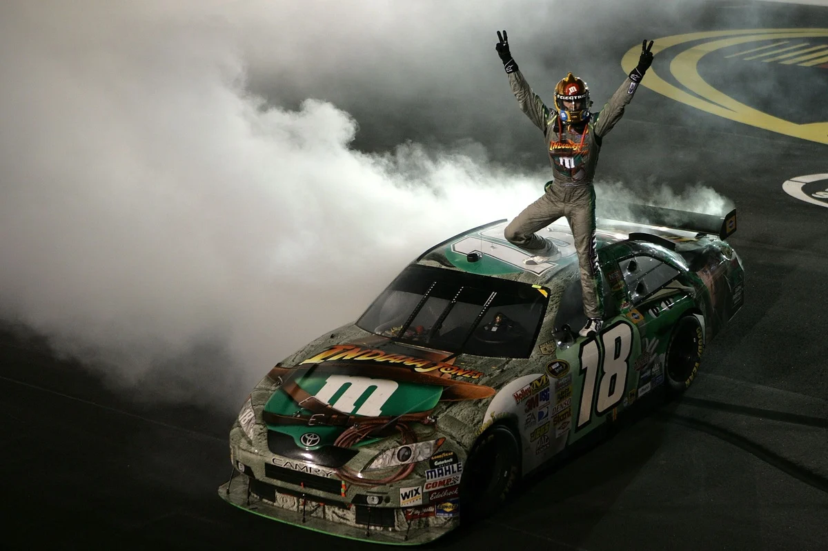 Darlington’s Fiery Embrace: Recalling Kyle Busch’s Defining Moments at the Track "Too Tough to Tame"
