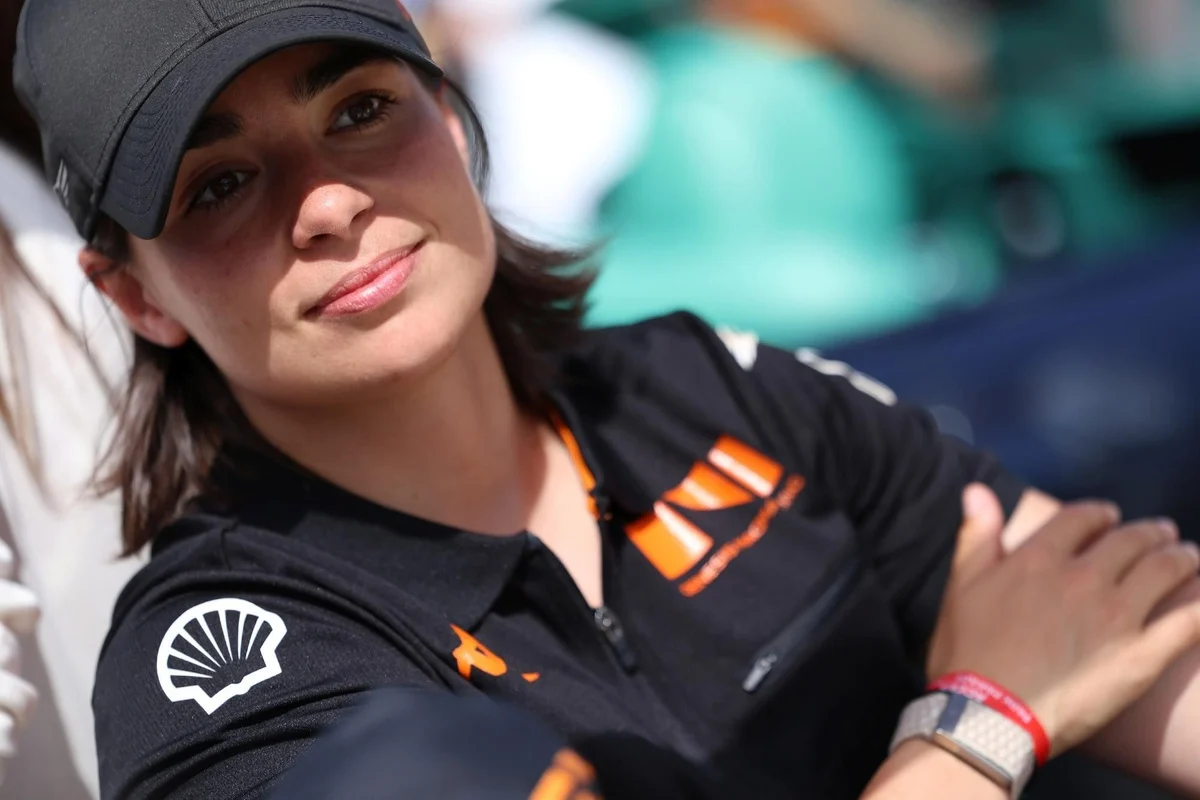 Jamie Chadwick Discusses Unique Pressures Faced by Pioneering Women in Motorsport.