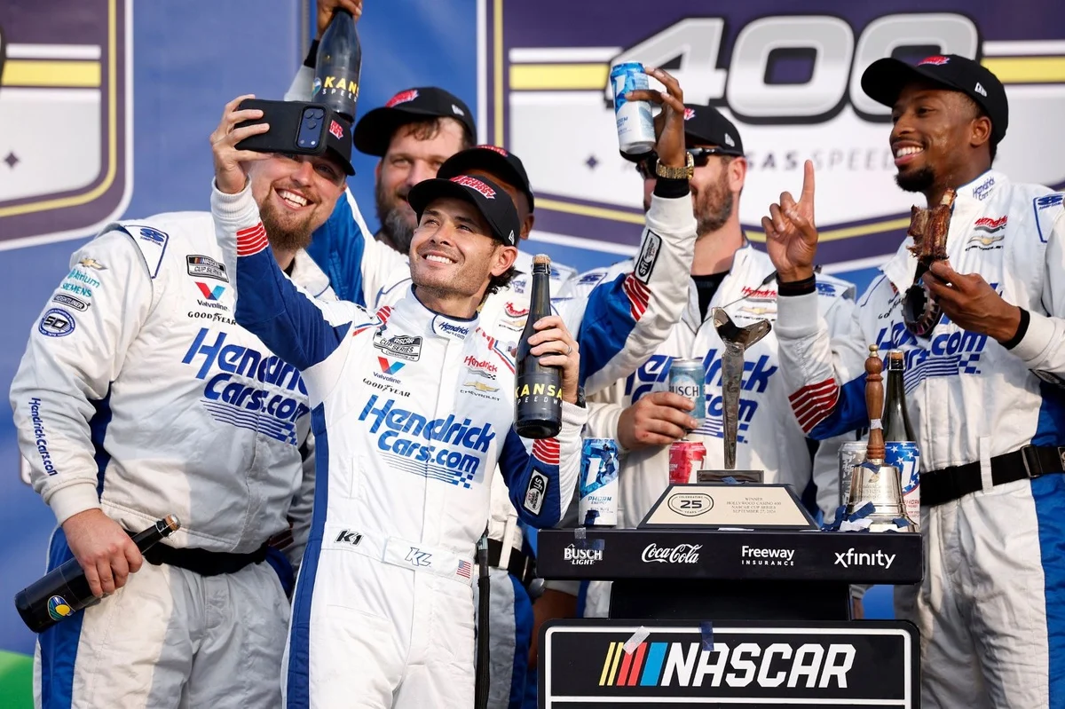 Kyle Larson’s Dominant Playoff Surge Echoes Jimmie Johnson’s Reign, But Denny Hamlin Urges Caution
