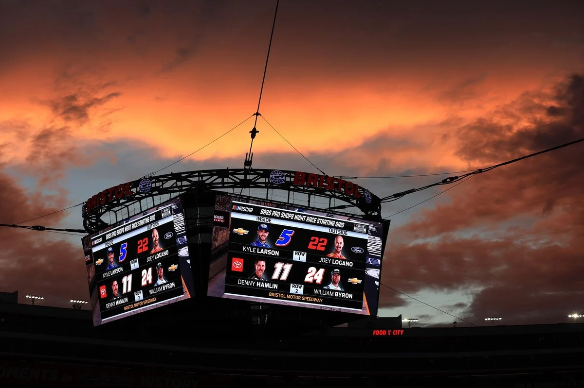 Rethinking the Starting Grid: NASCAR’s Qualifying Metric Faces Scrutiny Amidst Chase Rainouts