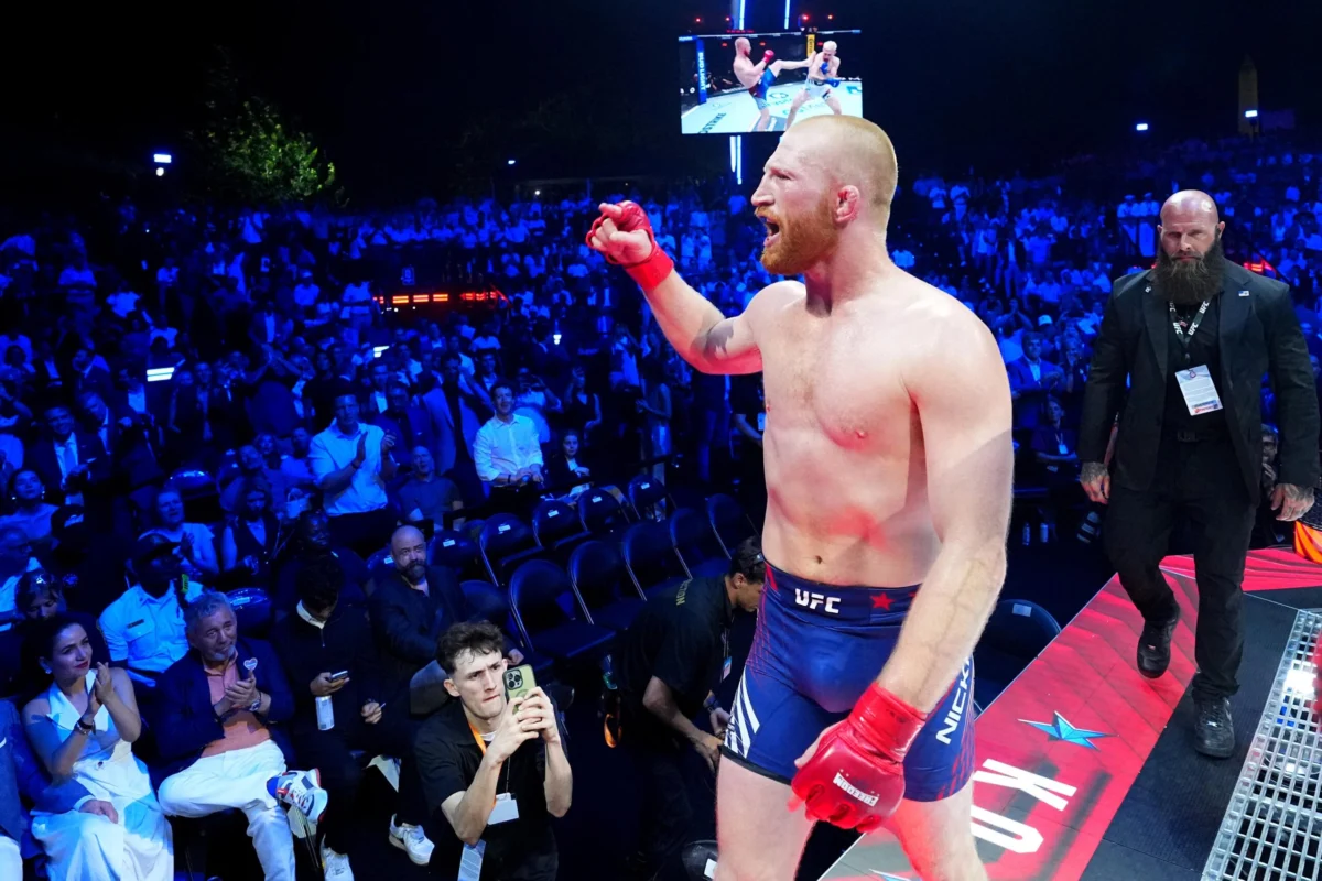 Rockhold Pits Pyfer as Premier Middleweight Contender Over Highly-Touted Nickal