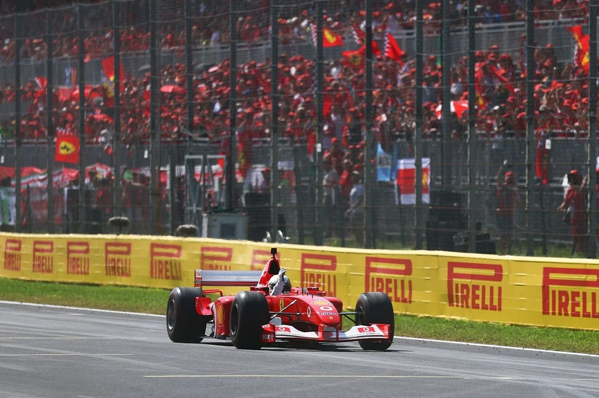 Sebastian Vettel’s Emotional Monza Demonstration in Michael Schumacher’s Ferrari F2002 Ignites Tifosi, Reverberates with Deep Personal Connection