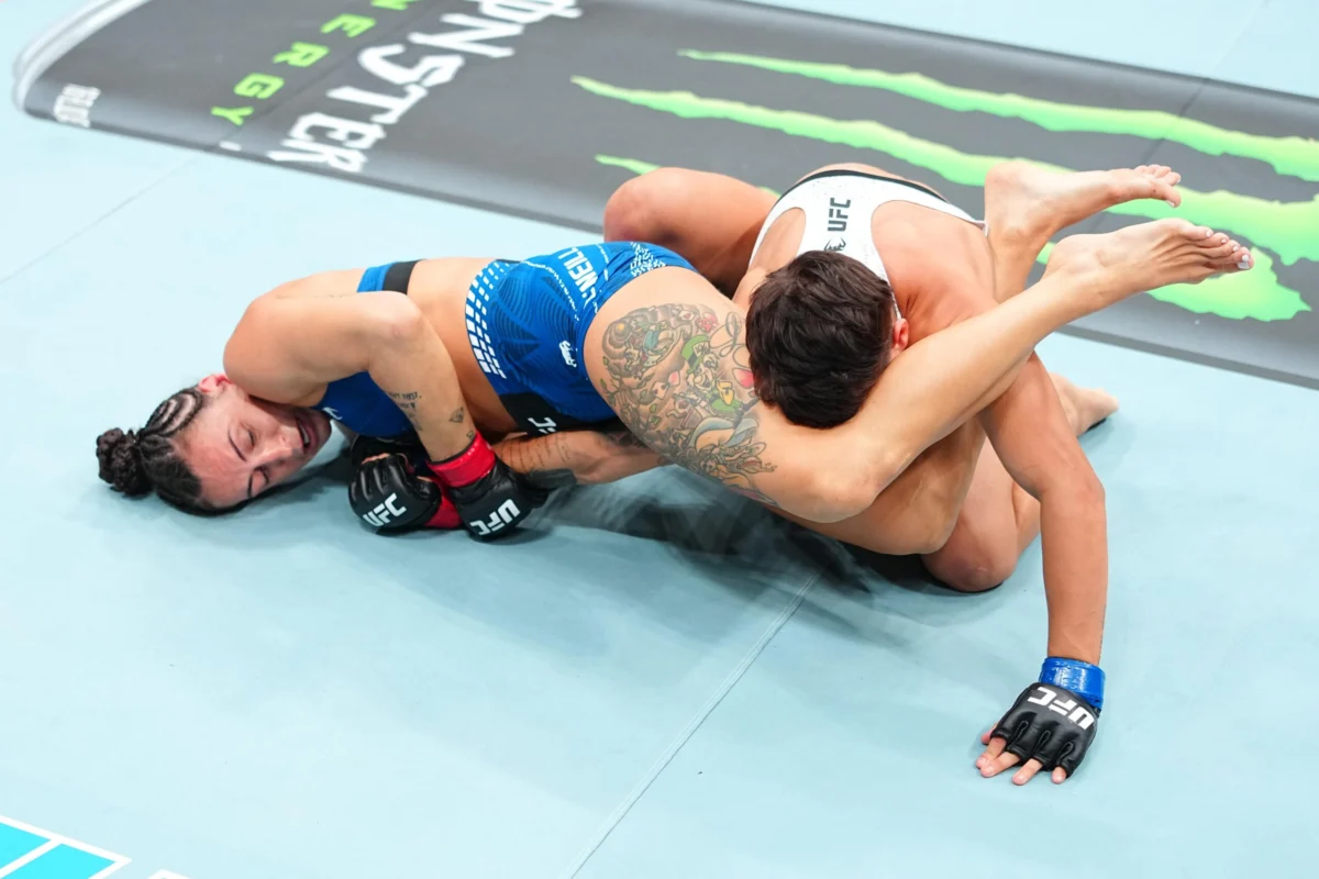 UFC 331: Casey O’Neill Delivers Stunning Armbar Submission in Dramatic Comeback Against Eduarda Moura