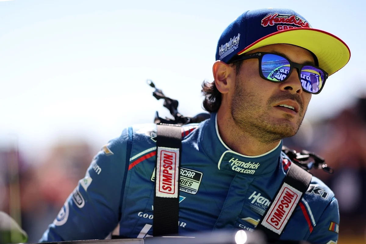 Larson Questions Validity of Stage Points in NASCAR Championship Amidst Strategic Debates